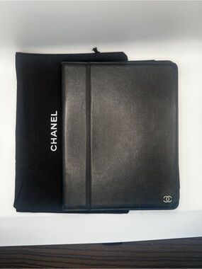 **Rare** CHANEL Black Caviar Leather iPad Tablet Case Holder w/ Folding Stand CC